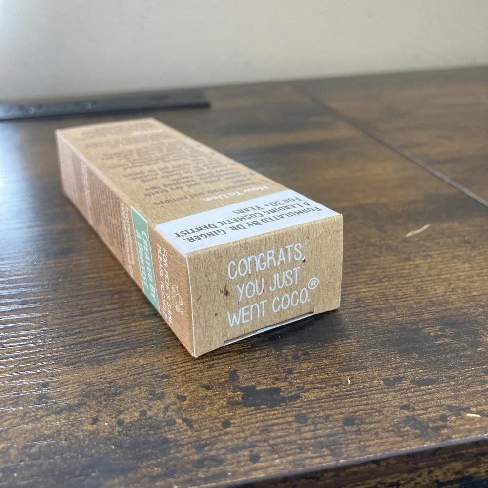 Dr. Ginger's Coconut Oil‎ Tooth Whitening Pen